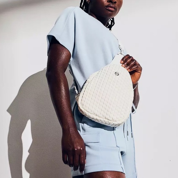 CALIA Women's Journey Woven Sling Bag - Picture 4 of 4